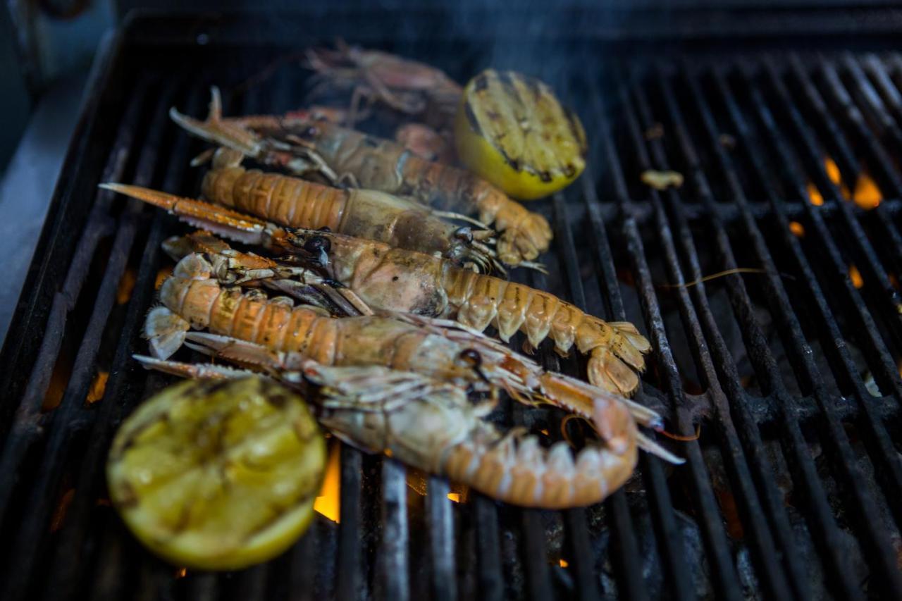 Quinlan & Cooke Boutique Townhouse And Qcs Seafood Restaurant Otel Cahersiveen Dış mekan fotoğraf
