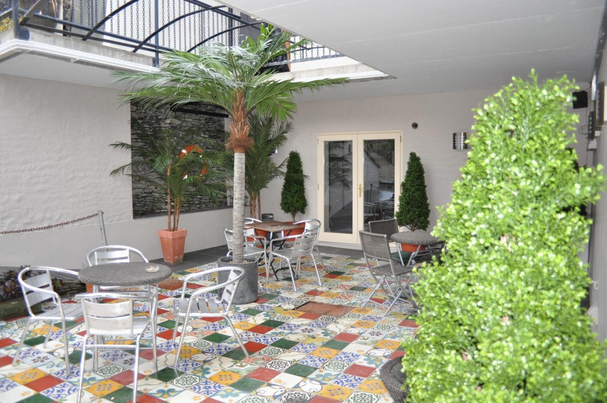 Quinlan & Cooke Boutique Townhouse And Qcs Seafood Restaurant Otel Cahersiveen Dış mekan fotoğraf