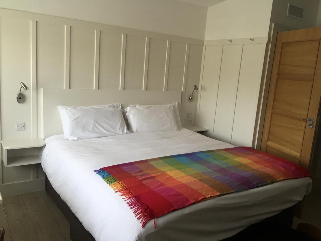 Quinlan & Cooke Boutique Townhouse And Qcs Seafood Restaurant Otel Cahersiveen Dış mekan fotoğraf
